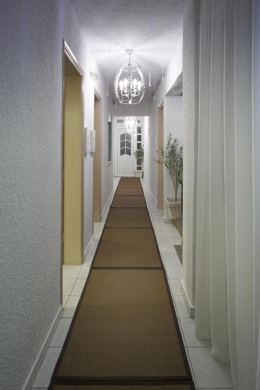 Frau Irenes Haus Apartment ซาร์ตี ภายนอก รูปภาพ
